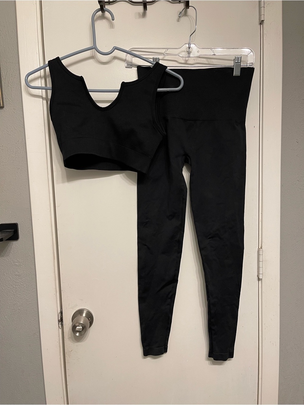 Spanx Assets Black Ribbed Seamless 2-Piece Activewear Set Size Medium